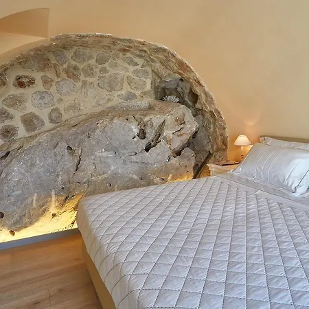 Casa Boutique By Capri 5 Senses Capri